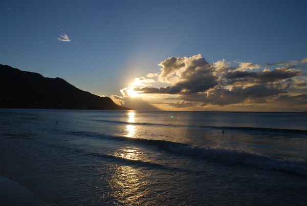 SCMAW - Mahé - Sunset over the sea.jpg